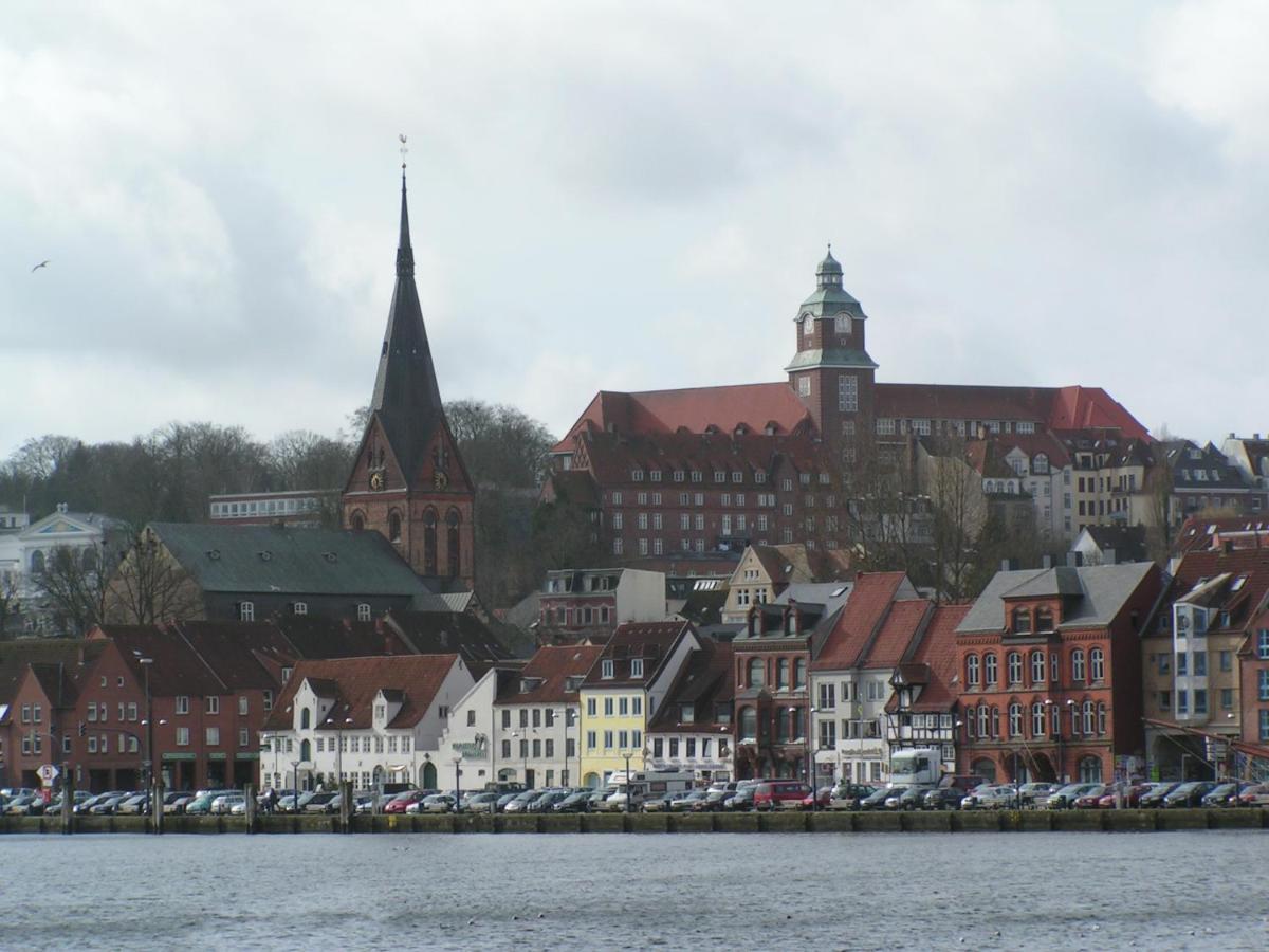 Ferienwohnung In Weisser Villa Am Kliff Flensburg Exteriér fotografie